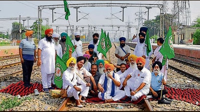 Farmers during a sit in at the Sahnewal railway station in Ludhiana on Thursday. (HT Photo) Farmers during a sit in at the Sahnewal railway station in Ludhiana on Thursday. (HT Photo)