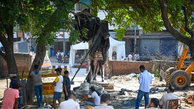 Police officials deployed at the site where the statue of Rani Laxmibai is proposed to be relocated, near Shahi Idgah, Rani Jhansi Road, on Thursday. (Sanchit Khann/HT PHOO)