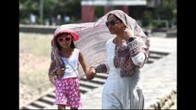 Speaking about this, IMD Chandigarh director Surender Paul said with the sky clearing up, the day temperature had gone up. (HT File) Speaking about this, IMD Chandigarh director Surender Paul said with the sky clearing up, the day temperature had gone up. (HT File)