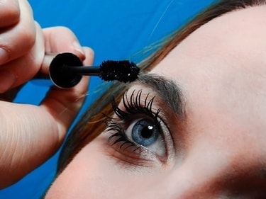 Eye make-up is a strict no-no when you have an eye allergy or infection (Pixabay) Eye make-up is a strict no-no when you have an eye allergy or infection (Pixabay)