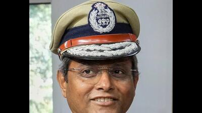 Bengaluru city police commissioner B Dayananda on Friday said that an impartial investigation will be conducted into the extortion allegations against HD Kumaraswamy (PTI) Bengaluru city police commissioner B Dayananda on Friday said that an impartial investigation will be conducted into the extortion allegations against HD Kumaraswamy (PTI)
