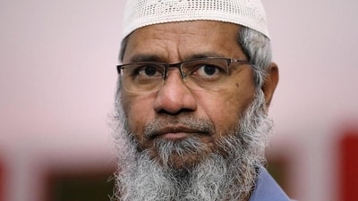 Islamic preacher Zakir Naik (File Photo/Reuters) Islamic preacher Zakir Naik (File Photo/Reuters)