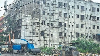VVMC issues eviction notices to 8,000 residents of 41 illegal buildings in Nalasopara VVMC issues eviction notices to 8,000 residents of 41 illegal buildings in Nalasopara