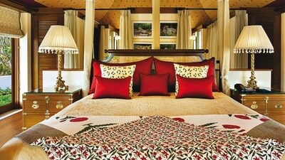 Samhi Hotels acquired the Trinity Hotel for ₹205 crore and Juniper Hotels sold a 220-room property near the Bengaluru airport for ₹280 crore. Samhi Hotels acquired the Trinity Hotel for ₹205 crore and Juniper Hotels sold a 220-room property near the Bengaluru airport for ₹280 crore.
