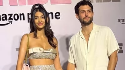 Alanna Panday attended the launch party of her reality series, The Tribe, along with her husband, Ivor McCray. For the event, she wore a golden outfit. Ivor was seen in a white shirt and beige pants. Both of them smiled, held hands and posed for the paparazzi. Alanna Panday attended the launch party of her reality series, The Tribe, along with her husband, Ivor McCray. For the event, she wore a golden outfit. Ivor was seen in a white shirt and beige pants. Both of them smiled, held hands and posed for the paparazzi. 