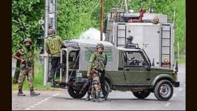 Indian Army on Saturday claimed to have foiled an infiltration bid along the Line of Control (LoC) in Jammu and Kashmir’s Kupwara district and killed two terrorists. (HT File) Indian Army on Saturday claimed to have foiled an infiltration bid along the Line of Control (LoC) in Jammu and Kashmir’s Kupwara district and killed two terrorists. (HT File)