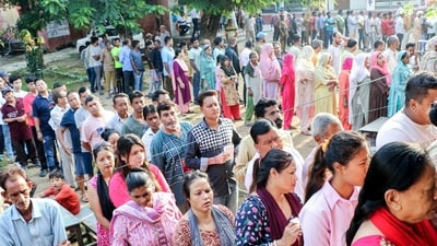 Voters in a queue to cast their votes for the final phase of the Jammu and Kashmir Assembly elections at a polling station, in Jammu on October 1. (ANI) Voters in a queue to cast their votes for the final phase of the Jammu and Kashmir Assembly elections at a polling station, in Jammu on October 1. (ANI)