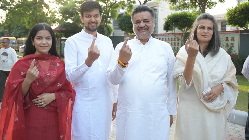 Panchkula Congress candidate Chander Mohan Bishnoi and his family members after exercising their franchise on Saturday. (Sant Arora/HT) Panchkula Congress candidate Chander Mohan Bishnoi and his family members after exercising their franchise on Saturday. (Sant Arora/HT)
