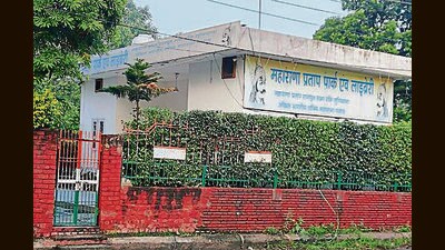 Action comes as Ludhiana MC admits in an affidavit that the library was built on land marked as park in the Master Plan. (HT Photo) Action comes as Ludhiana MC admits in an affidavit that the library was built on land marked as park in the Master Plan. (HT Photo)