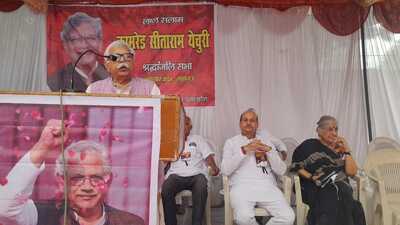 Guests at condolence meeting organised in the memory of Sitaram Yechury, in Lucknow on Sunday. (HT)