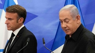 Israeli Prime Minister Benjamin Netanyahu (R) and French President Emmanuel Macron (L) (AFP) Israeli Prime Minister Benjamin Netanyahu (R) and French President Emmanuel Macron (L) (AFP)