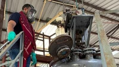 The seized materials included grinders, motors, glass flasks, heaters, and other apparatus essential for the manufacturing of the drug. (X / @sanghaviharsh) The seized materials included grinders, motors, glass flasks, heaters, and other apparatus essential for the manufacturing of the drug. (X / @sanghaviharsh)