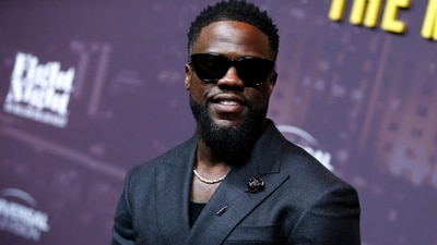 Kevin Hart evaded paparazzi inquiries about Diddy amid ongoing controversy.
(Photo by John Lamparski / AFP) (AFP) Kevin Hart evaded paparazzi inquiries about Diddy amid ongoing controversy.
(Photo by John Lamparski / AFP) (AFP)