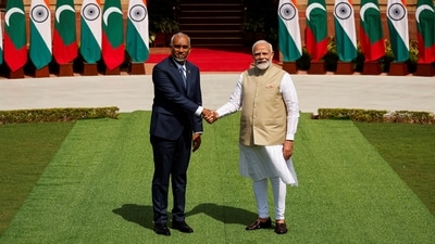 Maldives' President Mohamed Muizzu shakes hands with Prime Minister Narendra Modi at Hyderabad House. (Reuters)