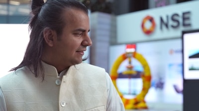 Bhavish Aggarwal, chief executive officer of Ola Electric Mobility Ltd., during the company's listing ceremony at the National Stock Exchange (NSE) in Mumbai. (Bloomberg) Bhavish Aggarwal, chief executive officer of Ola Electric Mobility Ltd., during the company's listing ceremony at the National Stock Exchange (NSE) in Mumbai. (Bloomberg)
