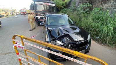 On Monday, police said cctv footages have revealed that Ali was seen driving around the city before halting his vehicle near the Kuluru bridge at 5am (HT photo) On Monday, police said cctv footages have revealed that Ali was seen driving around the city before halting his vehicle near the Kuluru bridge at 5am (HT photo)