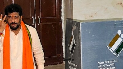 Former minister Gopal Kanda casts his vote at a polling station during the Haryana Assembly elections, in Sirsa. (PTI) Former minister Gopal Kanda casts his vote at a polling station during the Haryana Assembly elections, in Sirsa. (PTI)
