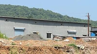 4 arrested for labourer’s death at illegal building construction site 4 arrested for labourer’s death at illegal building construction site