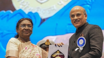 Sooraj R Barjatya was presented the Best Direction award for Uunchai. (PTI) Sooraj R Barjatya was presented the Best Direction award for Uunchai. (PTI)