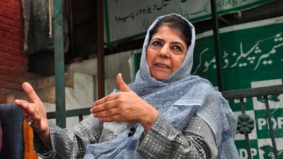 Srinagar: Peoples Democratic Party (PDP) President Mehbooba Mufti addresses a press conference in Jammu and Kashmir. (PTI) Srinagar: Peoples Democratic Party (PDP) President Mehbooba Mufti addresses a press conference in Jammu and Kashmir. (PTI)