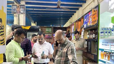 The festive season usually sees a rise in liquor sales and consumption, necessitating strict measures to check illegal transportation of liquor from Delhi and Haryana, the district excise officer said. (HT Photo)