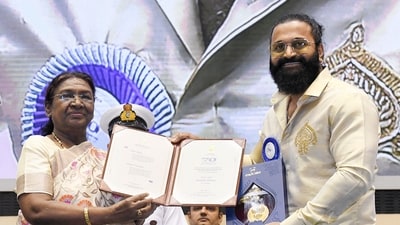 President Droupadi Murmu with actor Rishab Shetty after presenting him the Best Actor in a Leading Role for Kantara, (ANI) President Droupadi Murmu with actor Rishab Shetty after presenting him the Best Actor in a Leading Role for Kantara, (ANI)