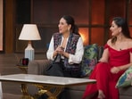 Krushna Abhishek, Karisma Kapoor, and Kareena Kapoor on The Great Indian Kapil Show.