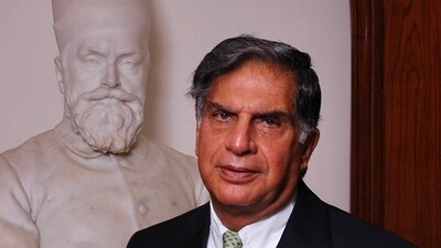 Ratan Tata was born in Mumbai on 28, December, 1937. Ratan Tata was born in Mumbai on 28, December, 1937.