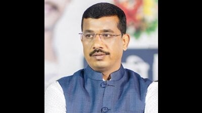 Shiv Sena (UBT) leader Sushma Andhare on Monday said that the Hadapsar assembly constituency will be allotted to their faction. Official confirmation from senior MVA leaders is awaited. (HT PHOTO)