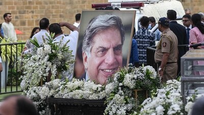 Ratan Tata death: People gather to pay their respects to Indian industrialist Ratan Tata at the National Centre for the Performing Arts (NCPA). (AFP) Ratan Tata death: People gather to pay their respects to Indian industrialist Ratan Tata at the National Centre for the Performing Arts (NCPA). (AFP)
