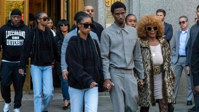 NEW YORK, NY - OCTOBER 10: The Combs family departs from the Southern District of New York Federal Court after a pre-trial hearing for Sean 'Diddy' Combs on October 10, 2024 in New York City. David Dee Delgado/Getty Images/AFP (Photo by David Dee Delgado / GETTY IMAGES NORTH AMERICA / Getty Images via AFP) (Getty Images via AFP) NEW YORK, NY - OCTOBER 10: The Combs family departs from the Southern District of New York Federal Court after a pre-trial hearing for Sean 'Diddy' Combs on October 10, 2024 in New York City. David Dee Delgado/Getty Images/AFP (Photo by David Dee Delgado / GETTY IMAGES NORTH AMERICA / Getty Images via AFP) (Getty Images via AFP)