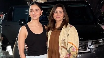 Alia Bhatt and Shaheen Bhatt at Jigra screening. Alia Bhatt and Shaheen Bhatt at Jigra screening.