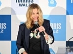 CANTON, GEORGIA - OCTOBER 09: Actress Julia Roberts speaks onstage during the Cherokee County Reproductive Freedom Rally at Thrive Canton on October 09, 2024 in Canton, Georgia.   Paras Griffin/Getty Images/AFP (Photo by Paras Griffin / GETTY IMAGES NORTH AMERICA / Getty Images via AFP)