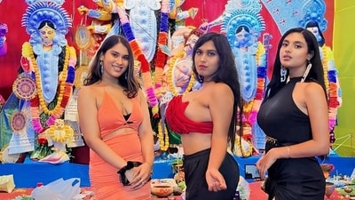 Kolkata-based models become the target of trolling for their Durga Puja outfits. (Instagram/@sannati__)