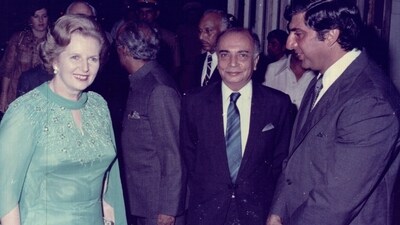 Ratan Tata (right) meets Margaret Thatcher, then Prime Minister of Great Britain and Northern Ireland, at the NCPA, during her visit to India in 1981. On this occasion, the Kerala Kalamandalam presented an episode from the Mahabharata in the Kathakali style and Sonal Mansingh gave an Odissi dance recital. (NCPA Archives) Ratan Tata (right) meets Margaret Thatcher, then Prime Minister of Great Britain and Northern Ireland, at the NCPA, during her visit to India in 1981. On this occasion, the Kerala Kalamandalam presented an episode from the Mahabharata in the Kathakali style and Sonal Mansingh gave an Odissi dance recital. (NCPA Archives)