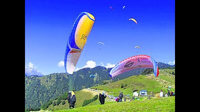 The event is being organised by the Billing Paragliding Association (BPA), in collaboration with the Government of Himachal and Himachal Tourism. (HT File) The event is being organised by the Billing Paragliding Association (BPA), in collaboration with the Government of Himachal and Himachal Tourism. (HT File)