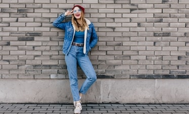 Style High-Waisted Jeans Style High-Waisted Jeans
