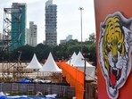 Preparation underway for Shiv Sena (UBT) Dussehra rally, at Shivaji Park, Dadar, in Mumbai, India, on Friday, Oct 11. 