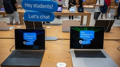 MacBook Pro laptops at Apple's Fifth Avenue store in New York, US, on Friday, Sept. 20, 2024. Photographer: Victor J. Blue/Bloomberg (Bloomberg) MacBook Pro laptops at Apple's Fifth Avenue store in New York, US, on Friday, Sept. 20, 2024. Photographer: Victor J. Blue/Bloomberg (Bloomberg)