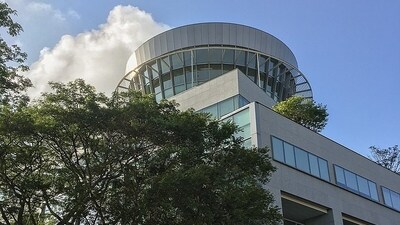 Singapore Colleges Are New Travel Hotspot for China’s Tiger Moms Singapore Colleges Are New Travel Hotspot for China’s Tiger Moms