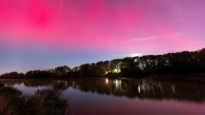 “It was a pretty extensive display yet again,” said Shawn Dahl, a space weather forecaster at the U.S. National Oceanic and Atmospheric Administration's Space Weather Prediction Center.&nbsp; (REUTERS)