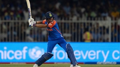 Harmanpreet Kaur scored a half-century, but India failed to reach the 152-run target and were restricted to 142/9 in 20 overs courtesy a collective effort by the Aussies bowlers. (AP) Harmanpreet Kaur scored a half-century, but India failed to reach the 152-run target and were restricted to 142/9 in 20 overs courtesy a collective effort by the Aussies bowlers. (AP)
