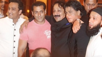 Baba Siddique was known for throwing grand Iftar parties every Ramzan, creating memorable moments with Bollywood stars through the years. (X) Baba Siddique was known for throwing grand Iftar parties every Ramzan, creating memorable moments with Bollywood stars through the years. (X)