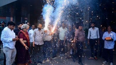 BJP workers burst crackers and dance as they celebrate the party's victory in Haryana assembly polls. (PTI) BJP workers burst crackers and dance as they celebrate the party's victory in Haryana assembly polls. (PTI)