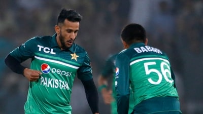 Pakistan's Hasan Ali, left, and Babar Azam (AP) Pakistan's Hasan Ali, left, and Babar Azam (AP)