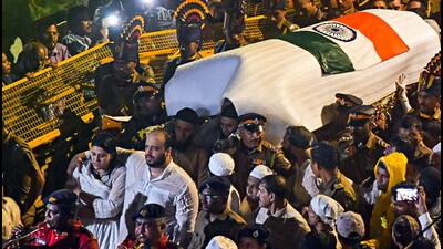 Zeeshan Siddique and Arshia Siddique, son and daughter of Nationalist Congress Party (NCP) leader Baba Siddique during his funeral procession, in Bandra, Mumbai on Sunday. (Nitin Lawate) Zeeshan Siddique and Arshia Siddique, son and daughter of Nationalist Congress Party (NCP) leader Baba Siddique during his funeral procession, in Bandra, Mumbai on Sunday. (Nitin Lawate)
