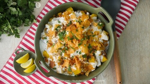 Street-styel dahi chaat with kala chana (instagram) Street-styel dahi chaat with kala chana (instagram)