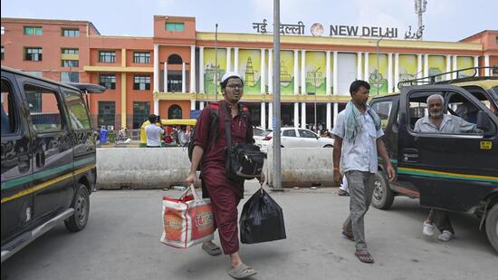 The bid document states that the Master Plan for the redevelopment of this entire area has already been approved by various stakeholders. (Sanjeev Verma/HT Photo)