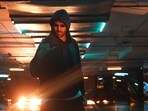Coupled with his dynamic trendsetting dance moves, the song promises to be an instant hit. Coupled with his dynamic trendsetting dance moves, the song promises to be an instant hit.