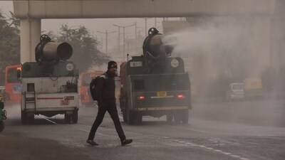 An anti-smog gun sprays water into the atmosphere to reduce dust pollution at Anand Vihar in New Delhi in January 2024. (Sakib Ali/HT File Photo) An anti-smog gun sprays water into the atmosphere to reduce dust pollution at Anand Vihar in New Delhi in January 2024. (Sakib Ali/HT File Photo)